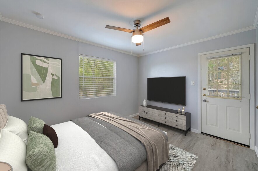 Building Photo - 809 Bracewood Cir