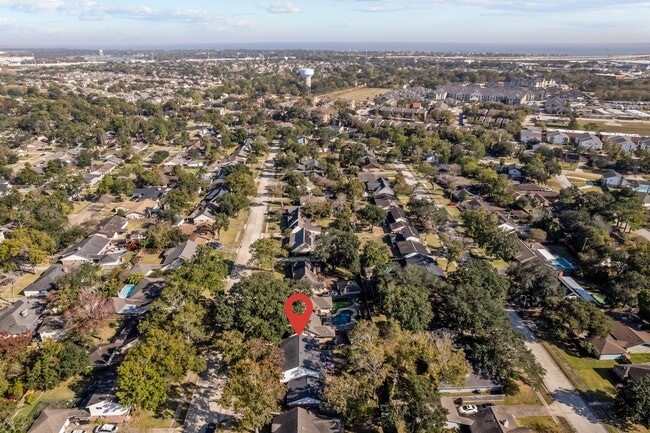 Building Photo - 326 Bayou View Dr