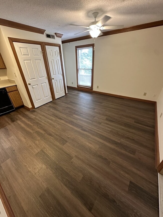 Building Photo - 3537-301 Ivy Commons Drive