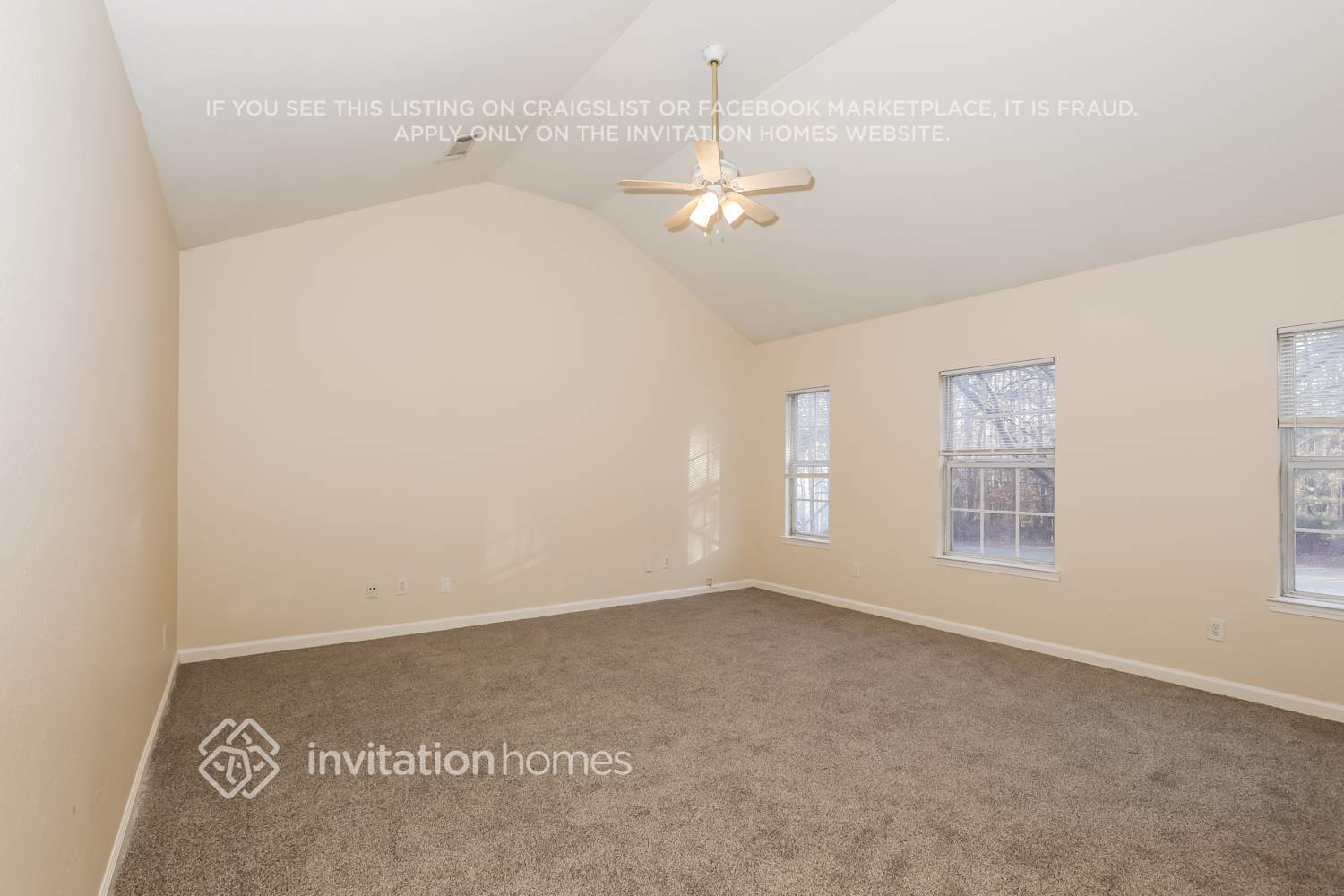 Building Photo - 4435 Ravenwood Dr