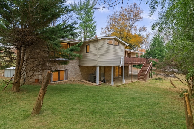 Building Photo - 4 Bed 3 Bath - Bethesda Single Family Home - Move In Ready