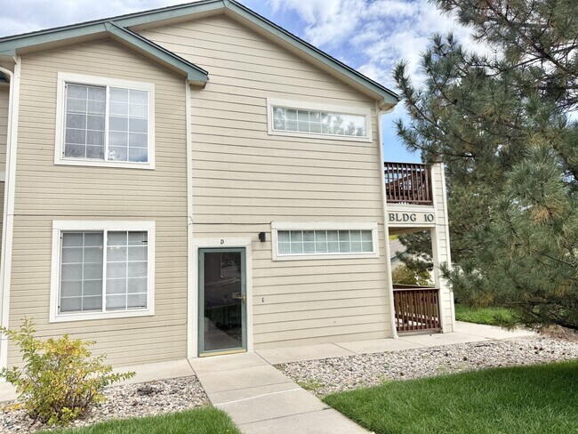 Building Photo - 3002 W Elizabeth St