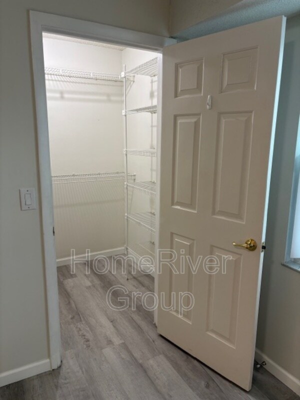Building Photo - 67 Windtree Ln