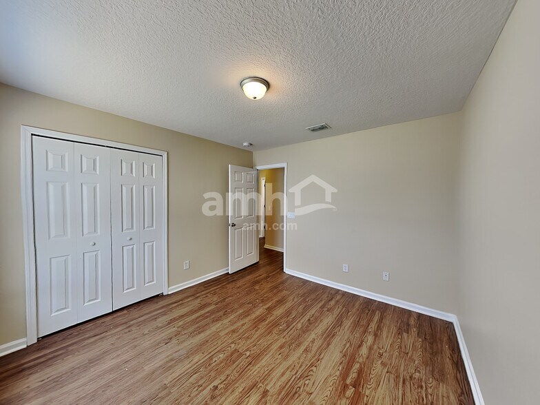 Building Photo - 1134 Serengeti Way