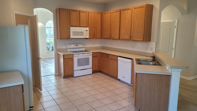 Building Photo - 15317 Markham Dr