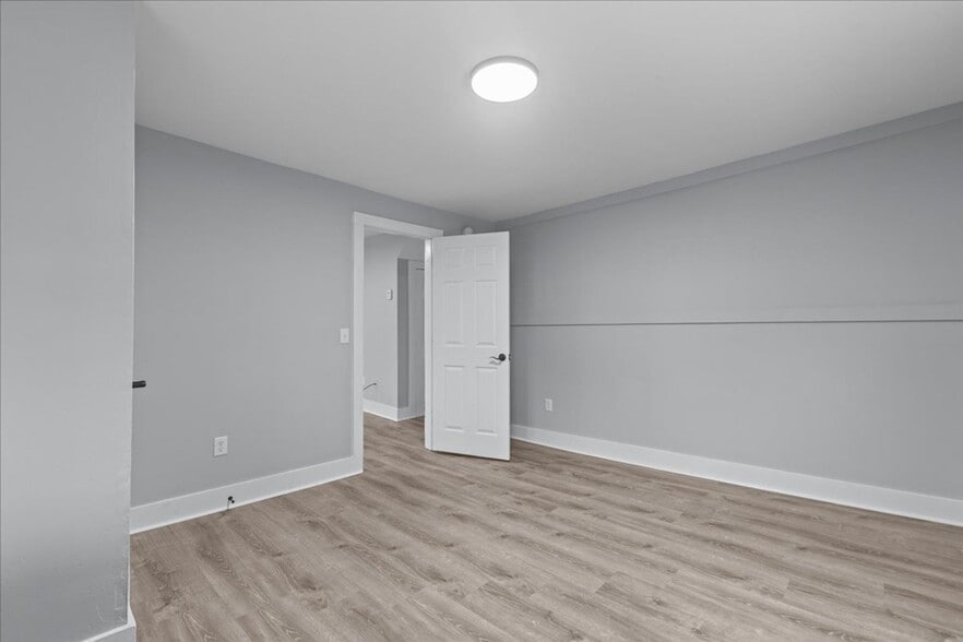 Building Photo - 43-47 Willow St