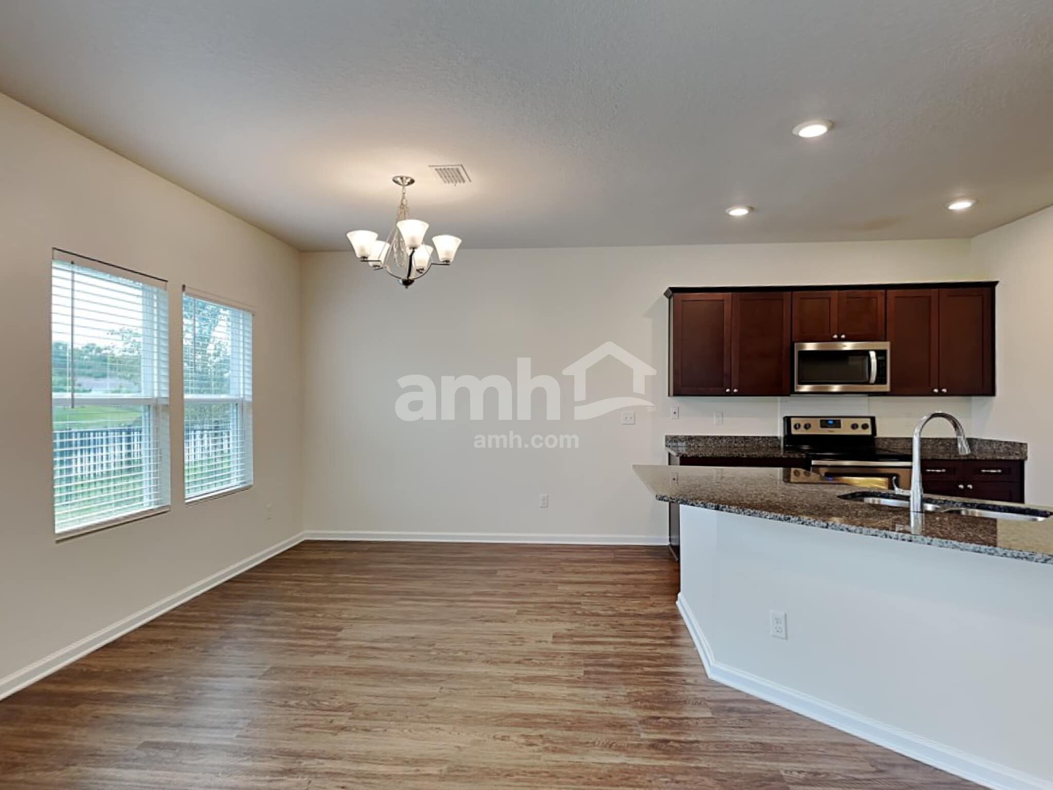 Building Photo - 171 E Jayce Way