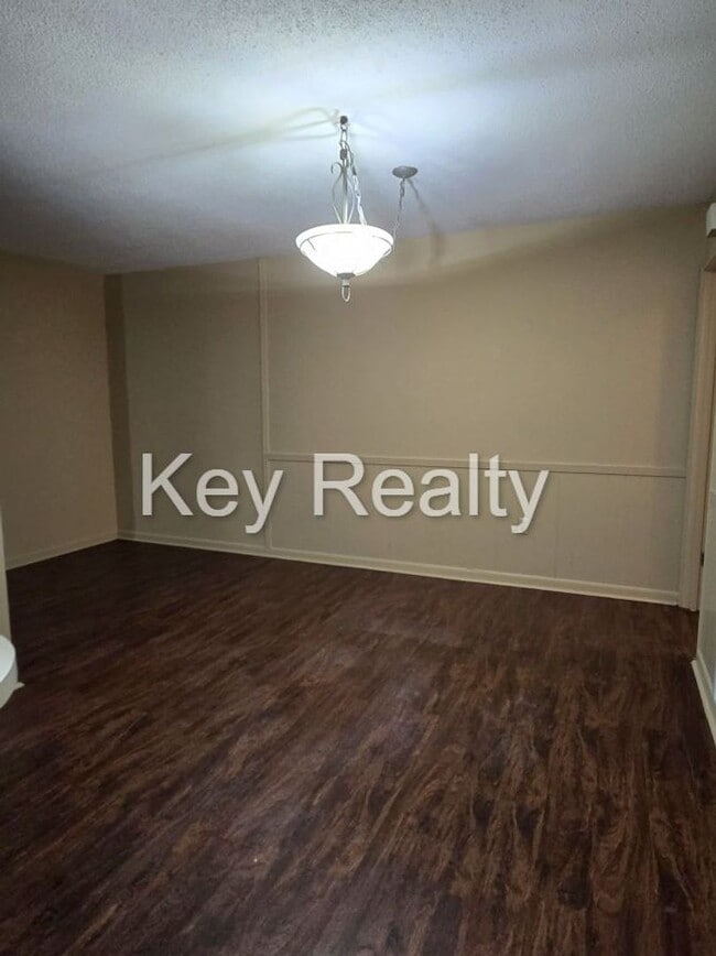 Building Photo - 4502 Parliament Dr