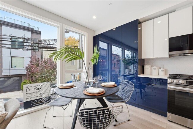 Building Photo - 134 New York Ave