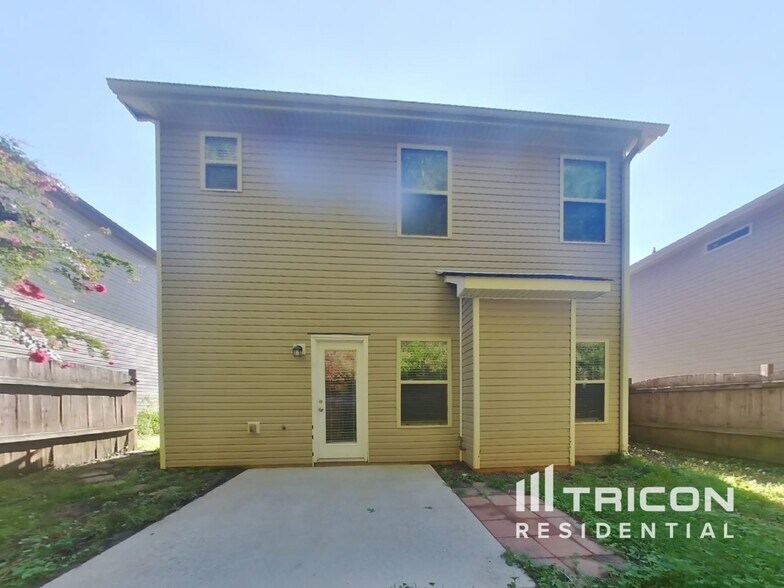 Building Photo - 127 Bethany Manor Dr