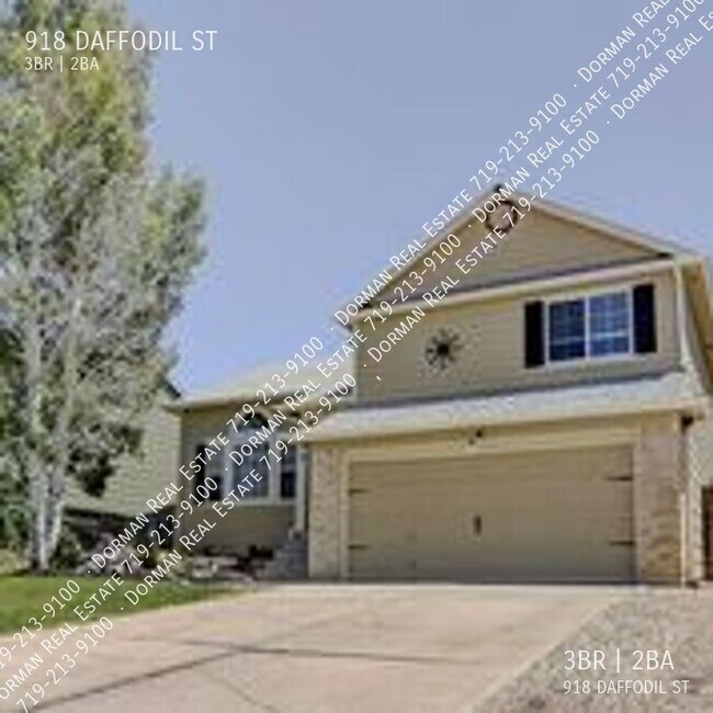 Building Photo - 918 Daffodil St