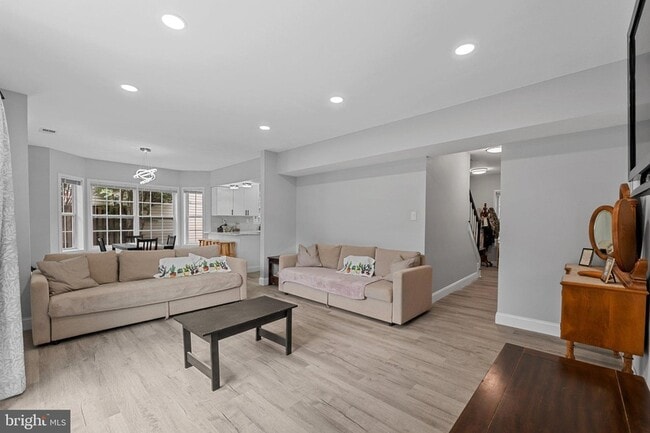 Building Photo - 6117 Blue Whale Ct