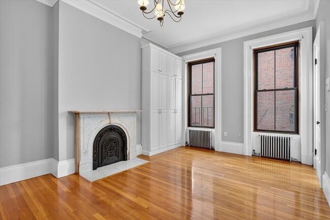 Building Photo - 20 Harvard St