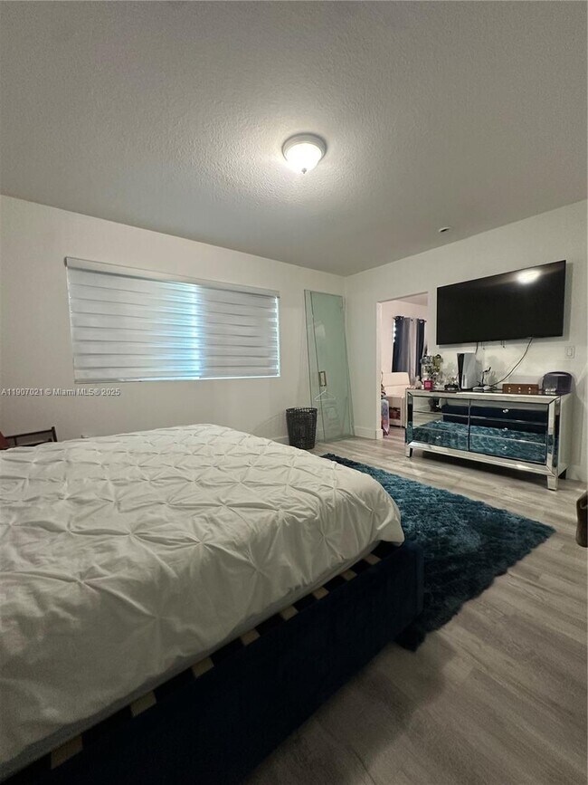 Building Photo - 12923 SW 285th Terrace