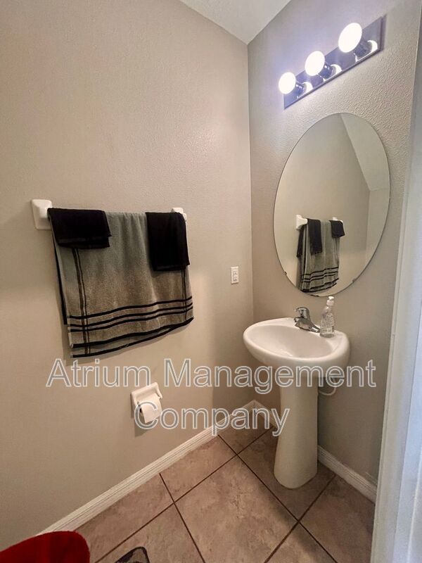 Building Photo - 17345 White Mangrove Dr