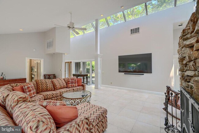 Building Photo - 2101 Tufton Ave