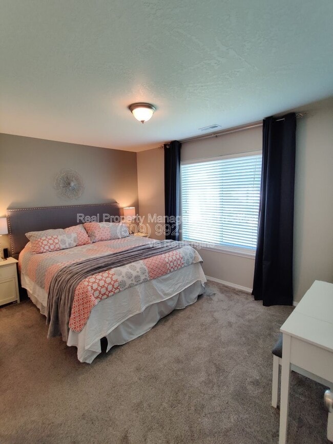 Building Photo - 8605 Zepher Ct