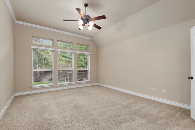 Building Photo - 196 Pine Crest Cir