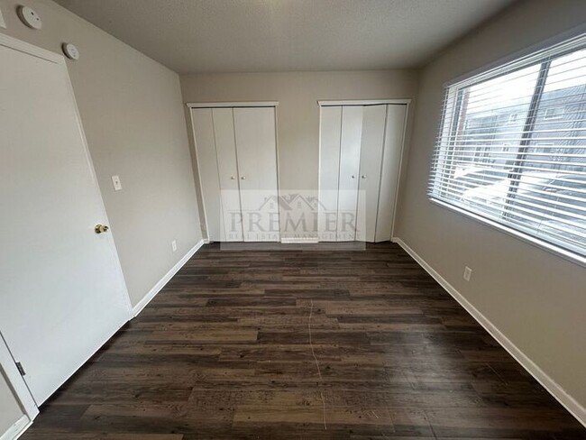 Building Photo - 6017 Barton Ave