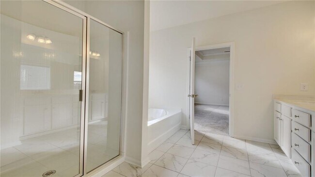 Building Photo - 5191 Woodline View Cir