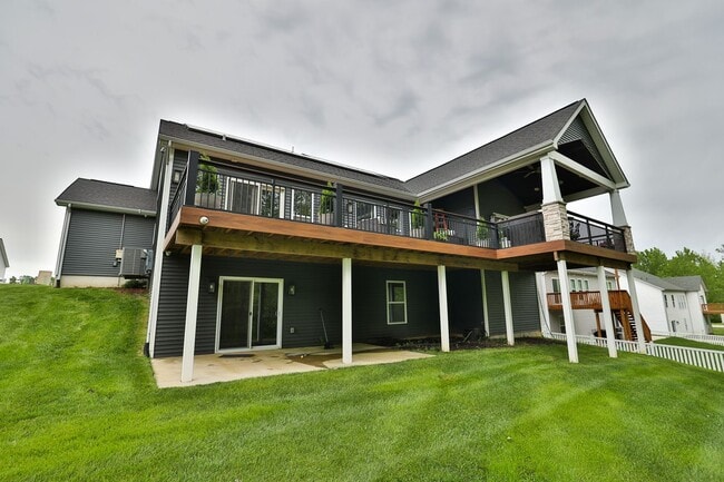 Building Photo - Gorgeous 3 Bedroom Home in Edwardsville