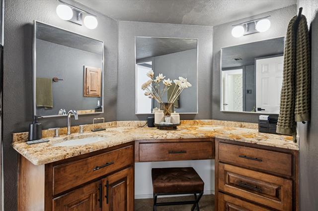 Building Photo - 2201 Wolf St