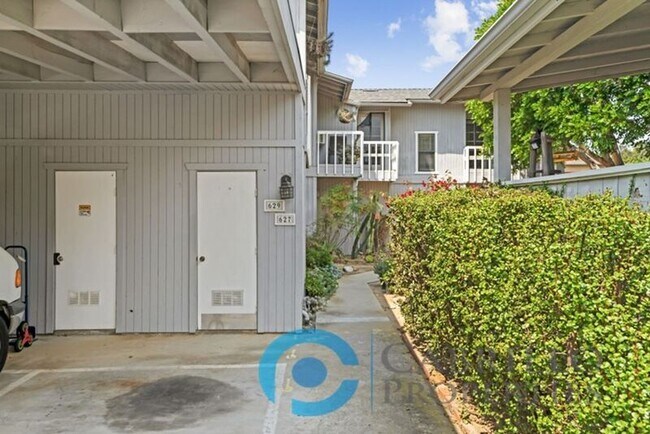 Building Photo - 629 Bonair Way