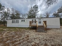 Building Photo - 2/2 Half Acre Mobile Home in Keystone Heights
