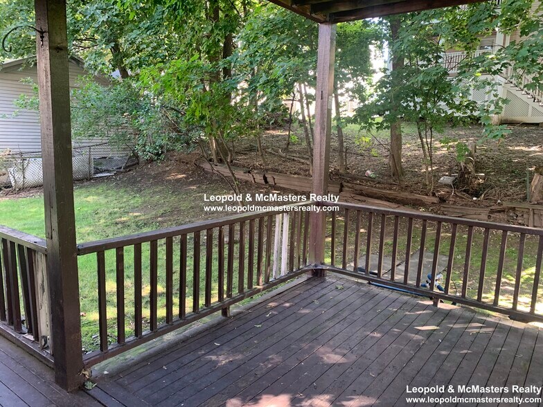 Building Photo - 136 Arlington St