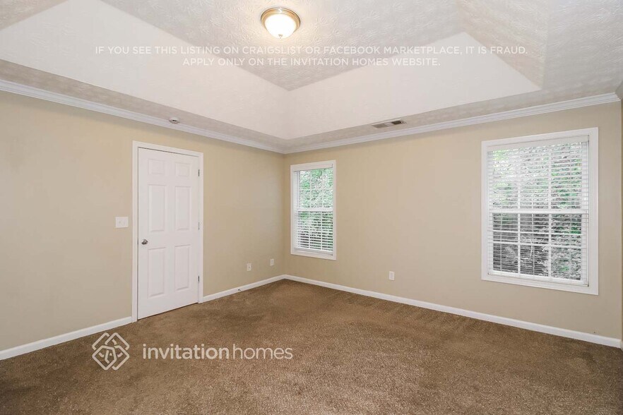 Building Photo - 1521 River Song Way