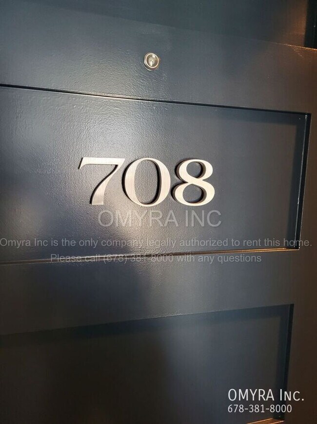 Building Photo - Stunning 3-Bedroom Midtown Condo with City Views!