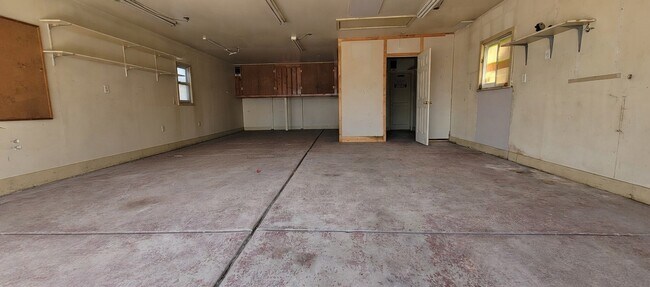 Building Photo - 23925 Talbot St