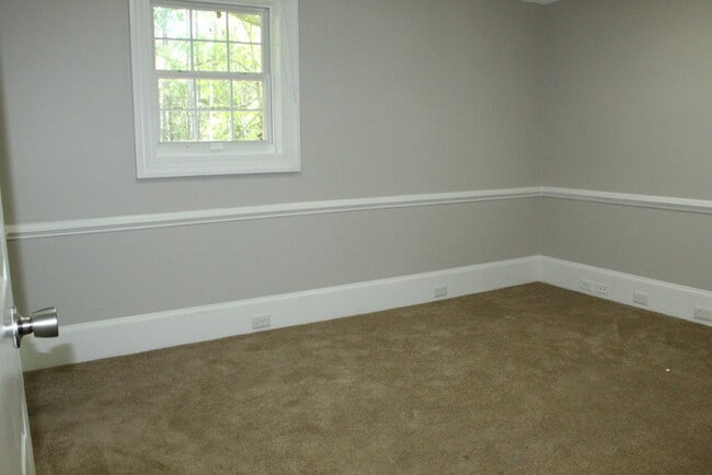 Building Photo - Northeast Columbia Spring Valley Rental