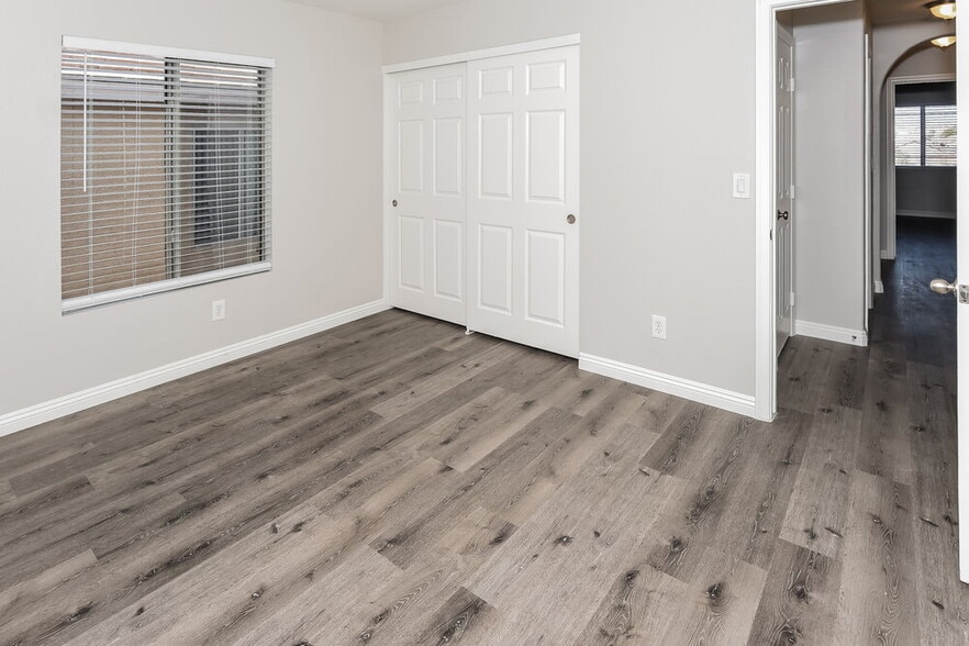 Building Photo - 6517 Coffeeville Creek Dr