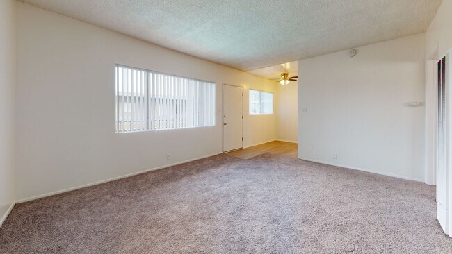 Interior Photo - 14905 Lemoli Ave.