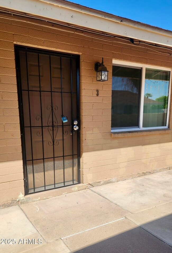 Building Photo - 10630 N 17th Dr