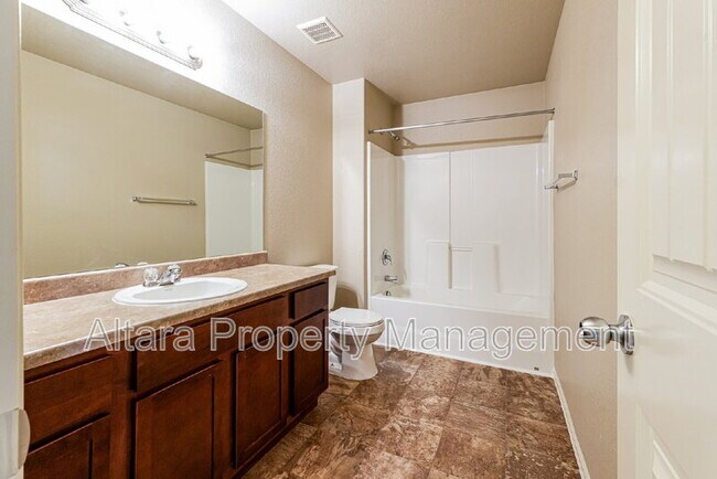 Building Photo - 4933 Pearl Kite View