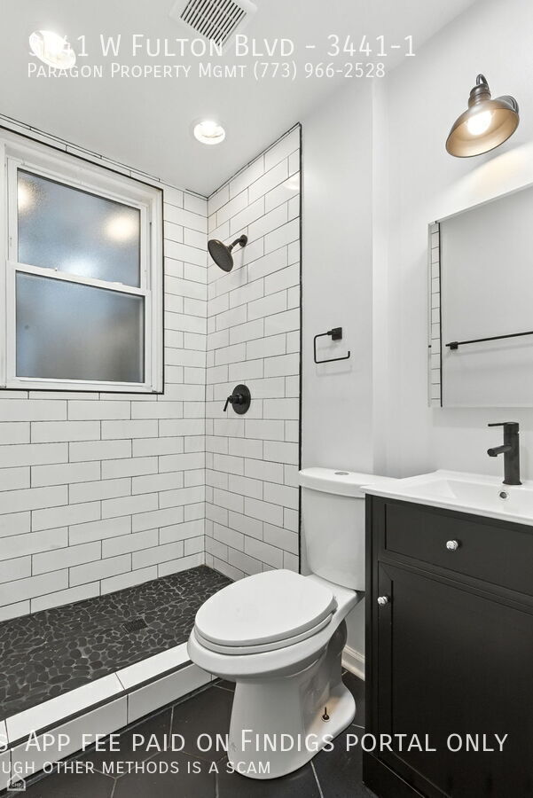 Building Photo - 3441 W Fulton Blvd