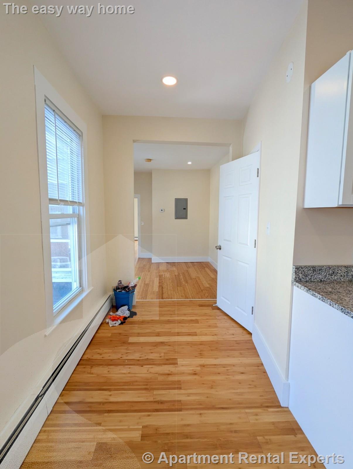 Building Photo - 19 Cameron Ave