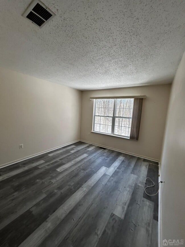 Building Photo - 105 Prestwick Way