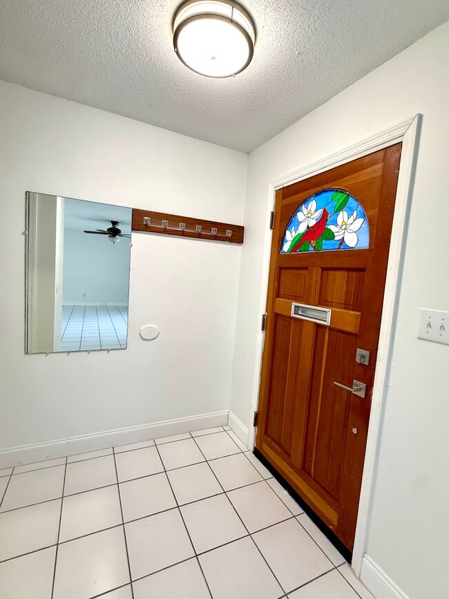 Building Photo - Beautifully Renovated 4-Bedroom Home with Large Backyard & 2-Car Garage