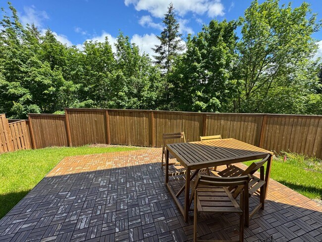 Building Photo - Modern and Immaculate 4-Bedroom Bethany Home with Designer Finishes and Fenced Yard