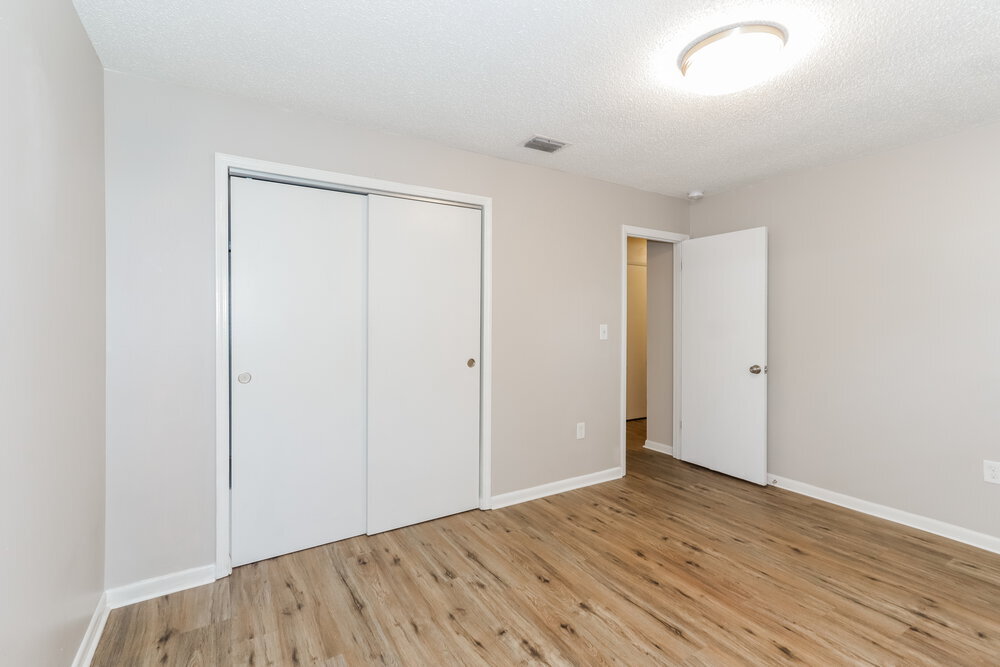 Building Photo - 4938 Hidden Hills Dr