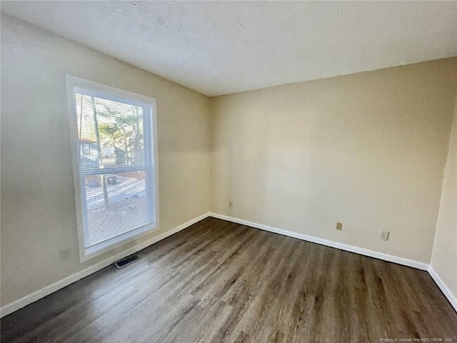 Building Photo - 5846 Aftonshire Dr