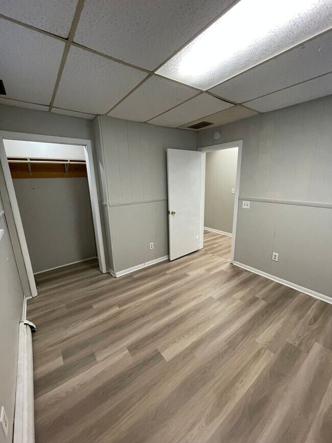 Building Photo - Four Bedroom Single Family Home in Delphi