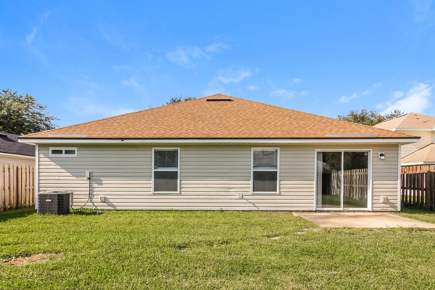 Building Photo - 96010 Gray Heron Ct