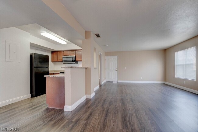 Building Photo - 6800 E Lake Mead Blvd