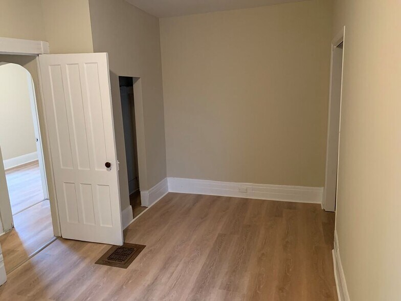 Building Photo - 308 Whittier Ave