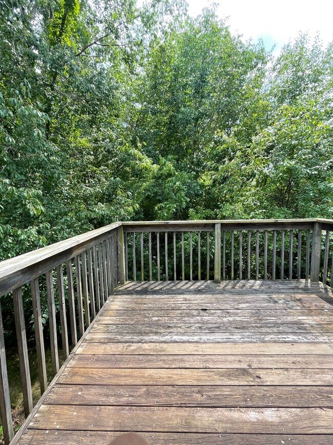 Building Photo - 3624-3626 Thornhill Circle W-TBROS