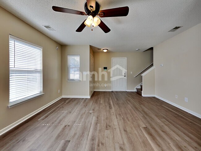 Building Photo - 186 Chemistry Cir